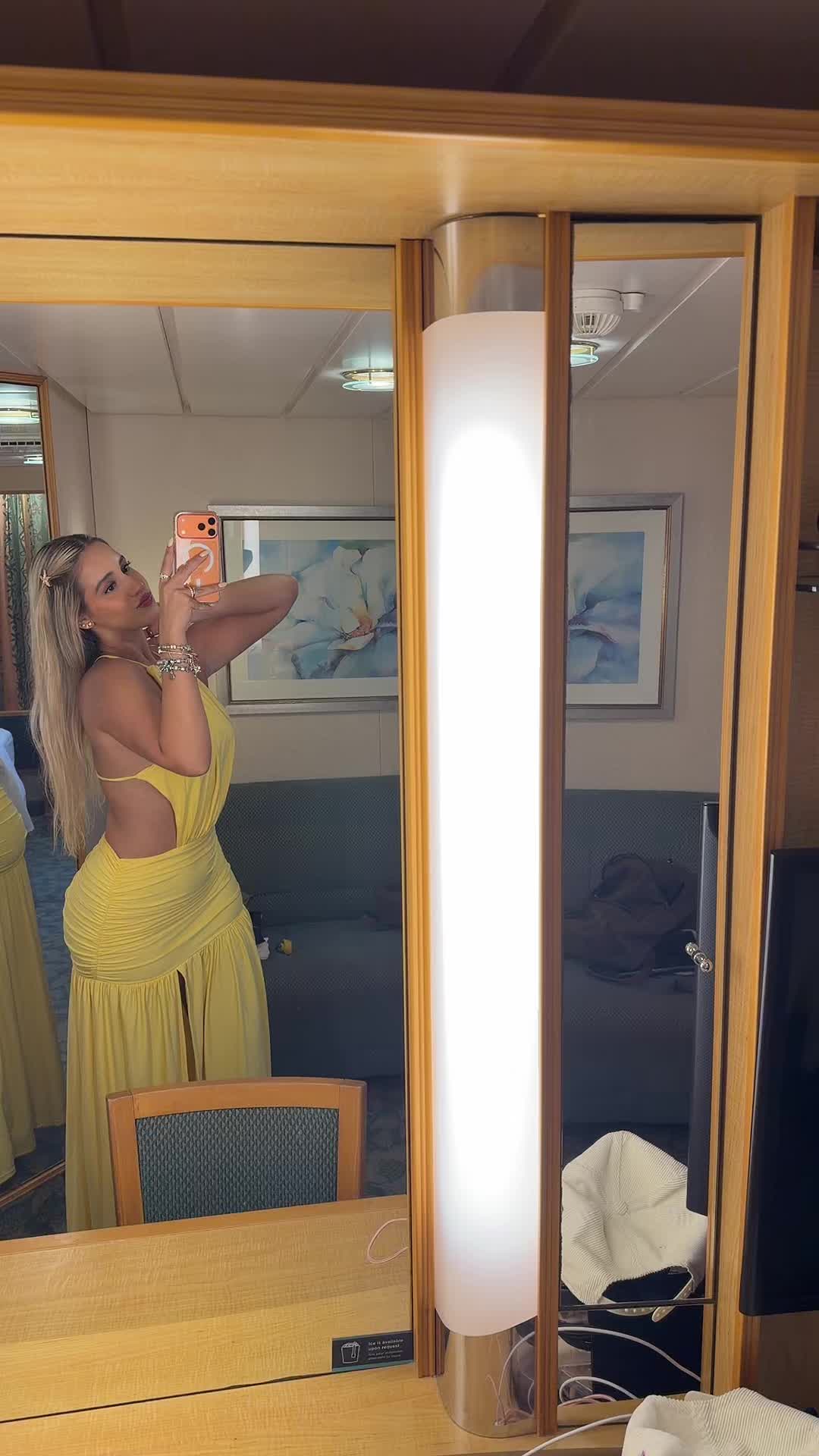@Sofivalen09