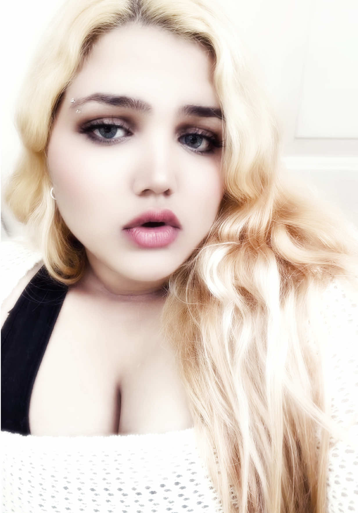 @aliravl