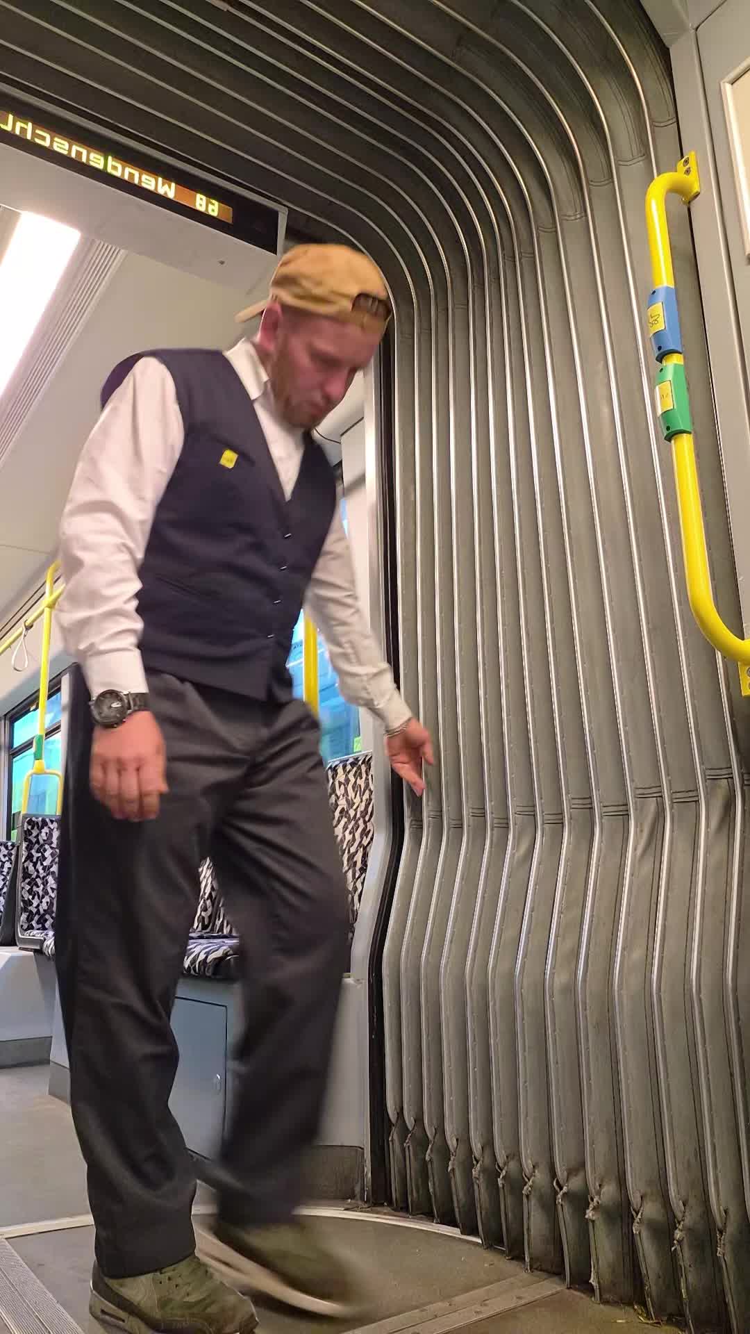 @Tramtastisch