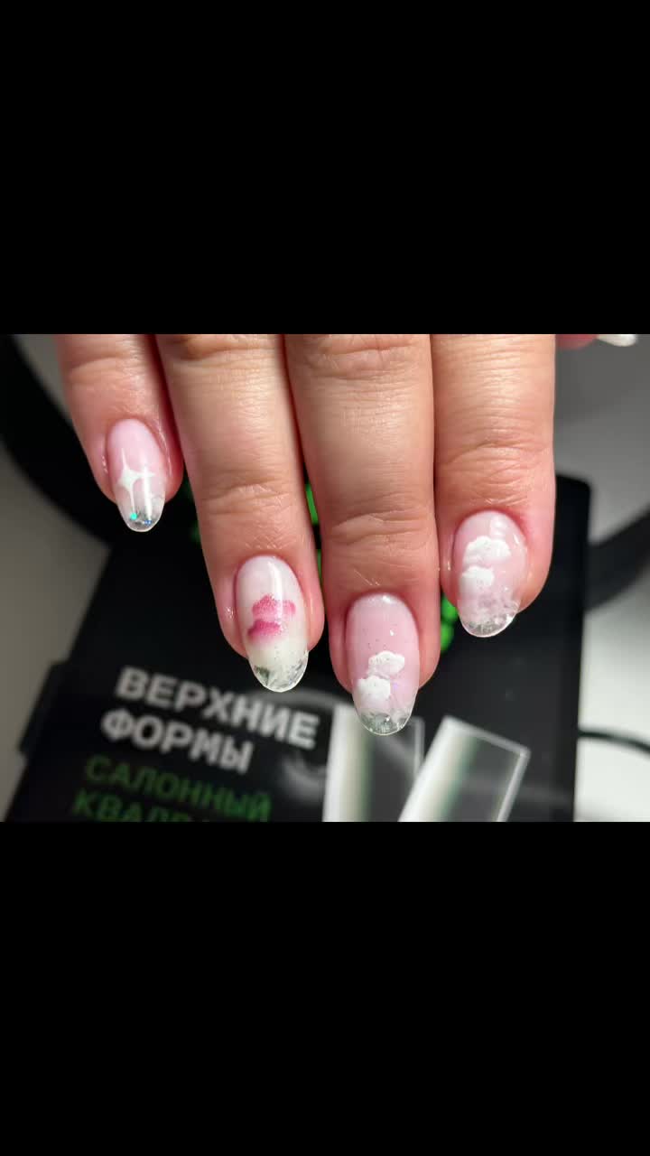 @SenkaNails