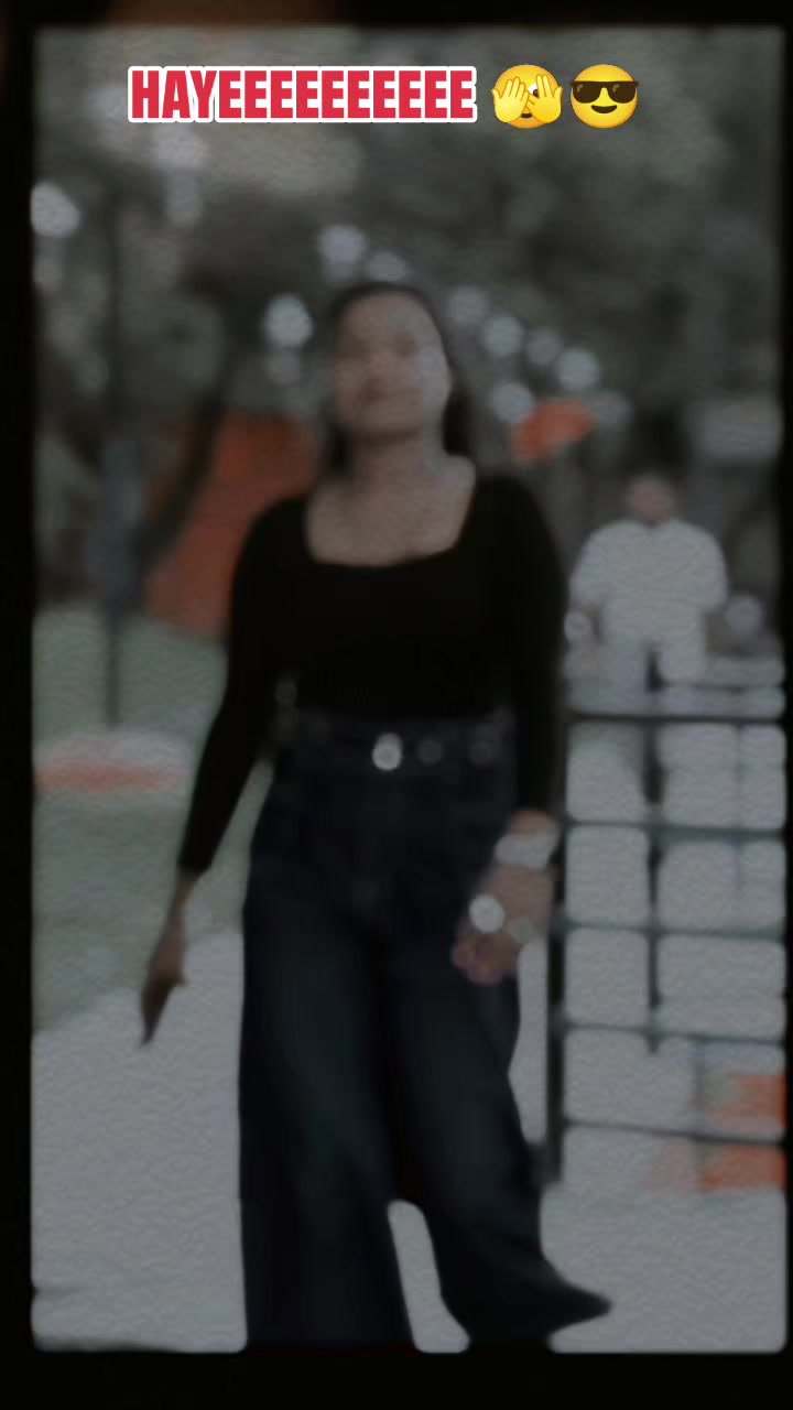 @ð Roshni ð Thakur ð