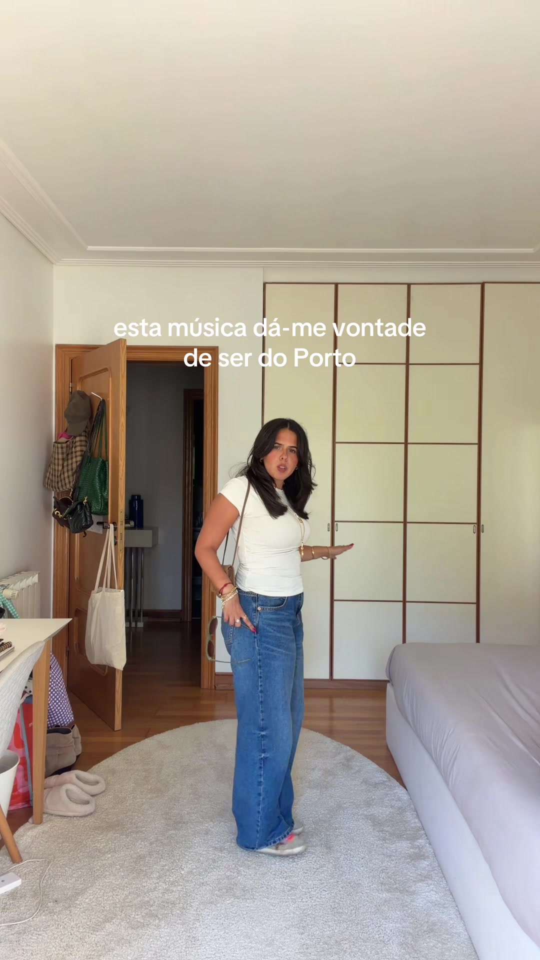 @nenas teixeira