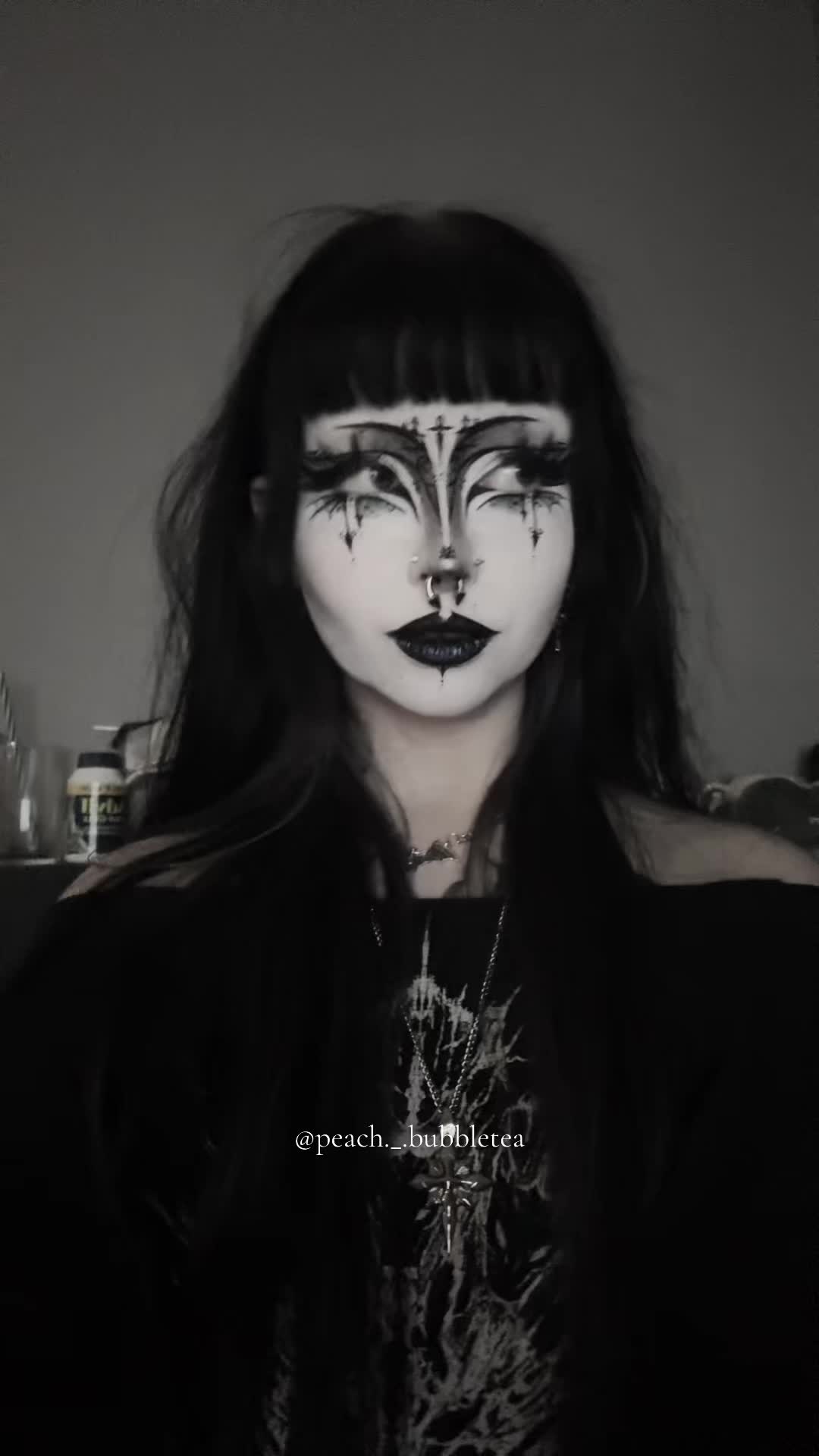 @Julie🕷️
