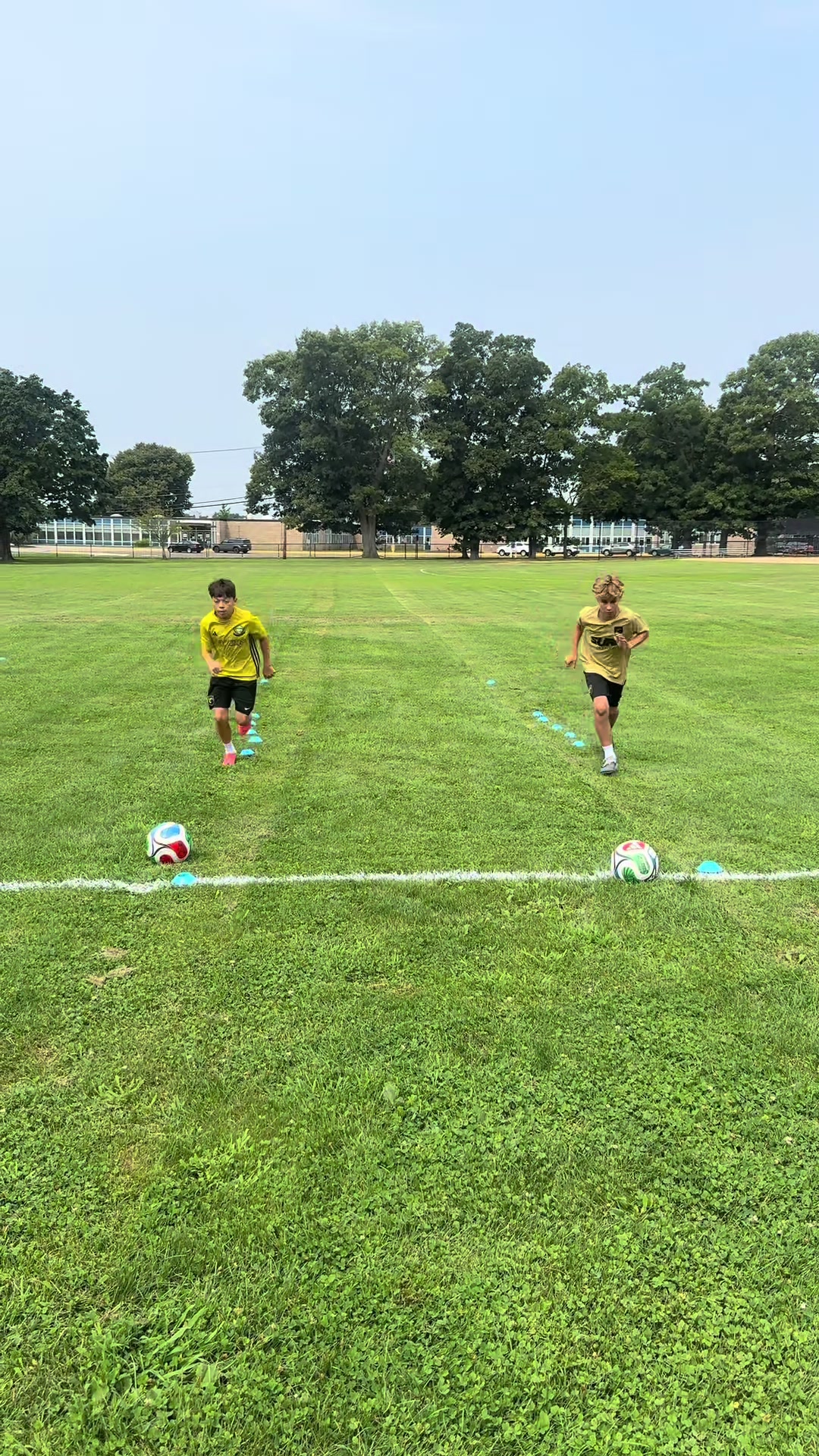 @EST ❤️💚💛⚽️