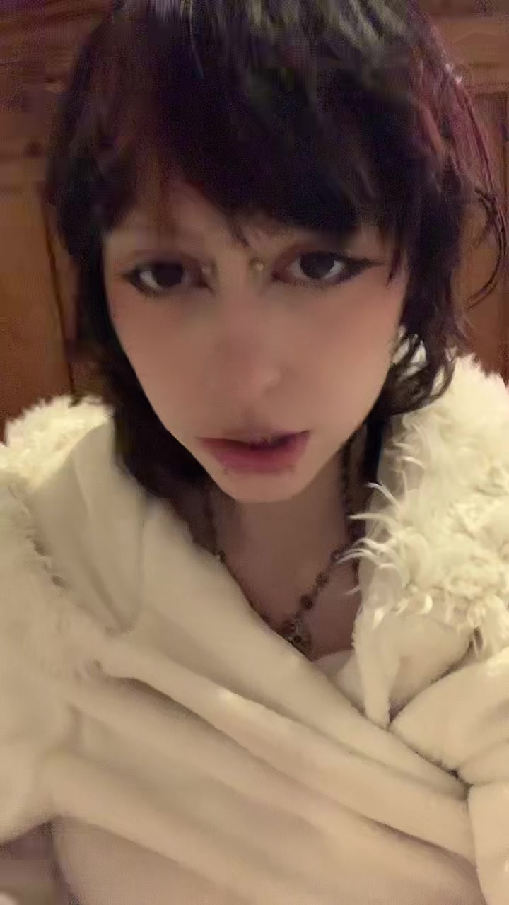 @lorazecacaaammm