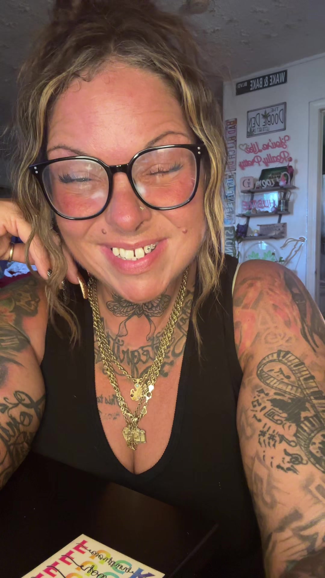 @Tattedstonermom🫧🤞🏼