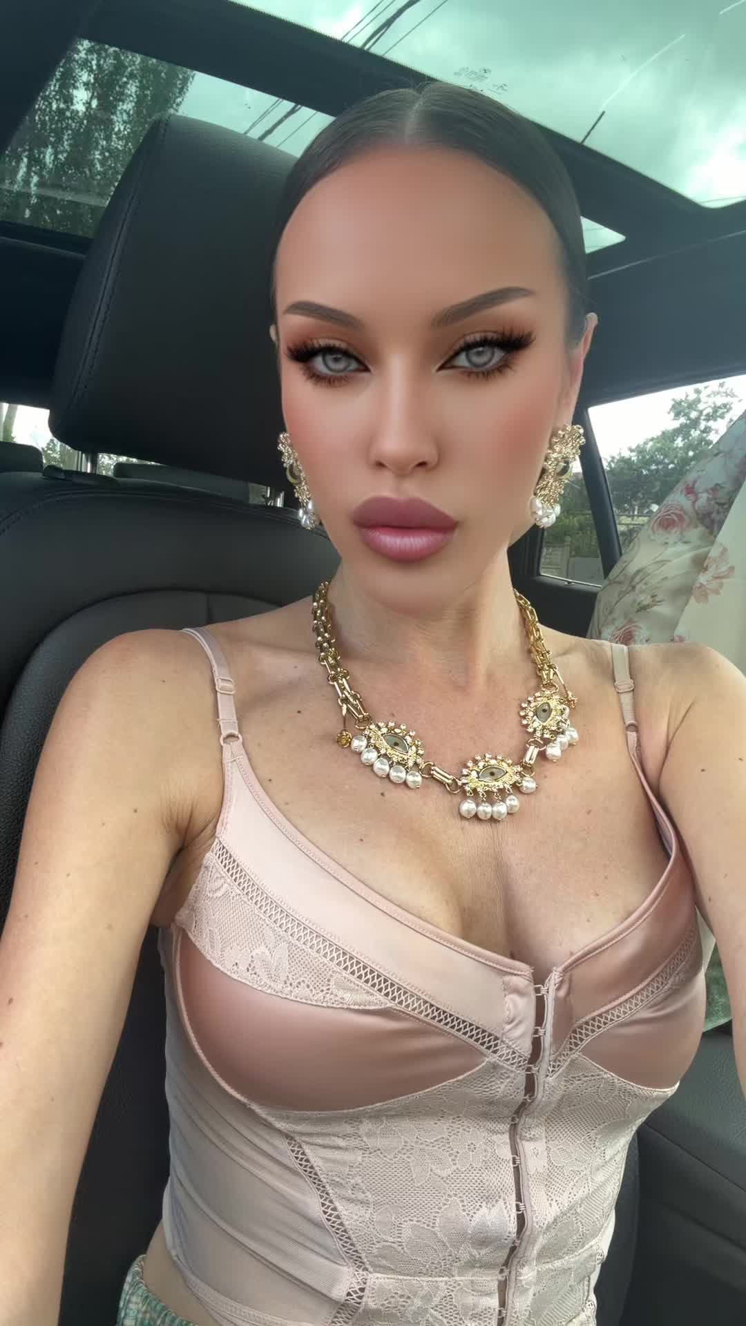 @koroleva20252