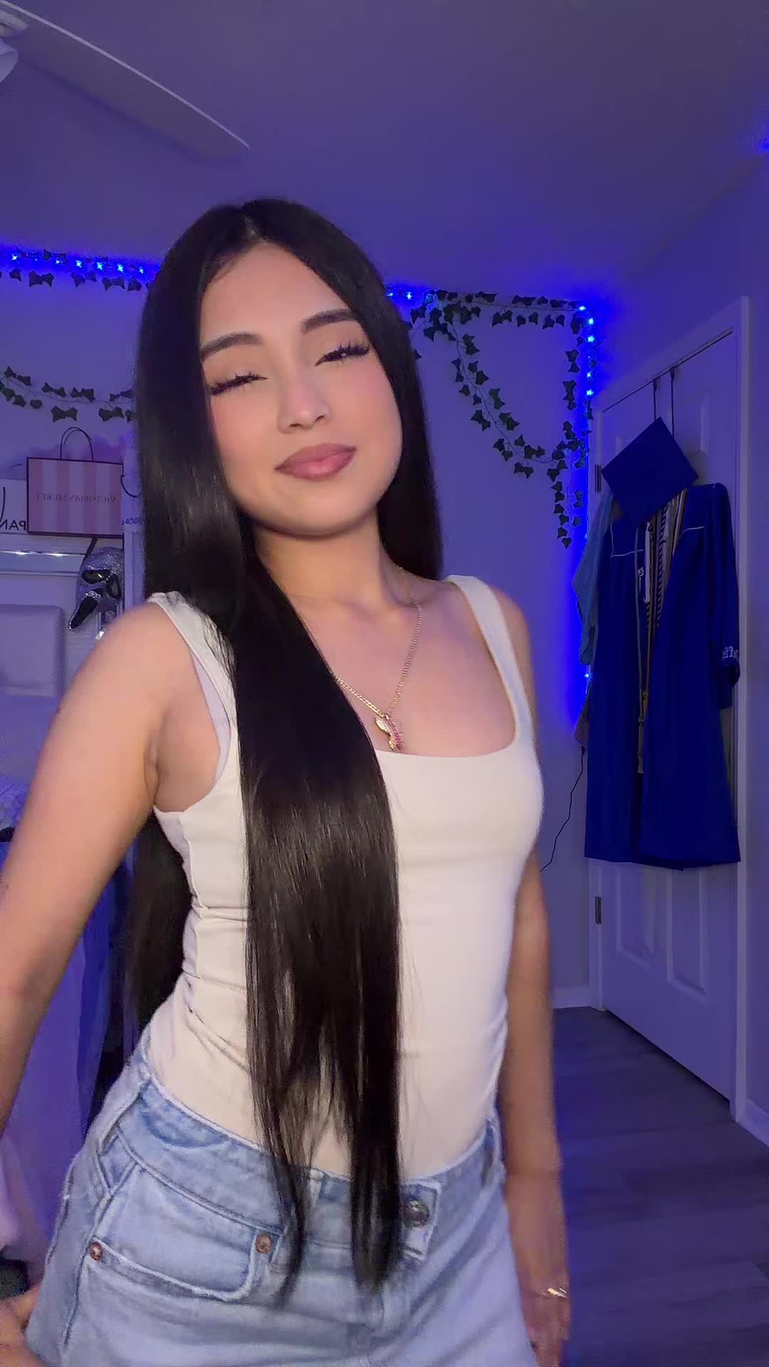 @ɴɪʜᴀᢉ𐭩