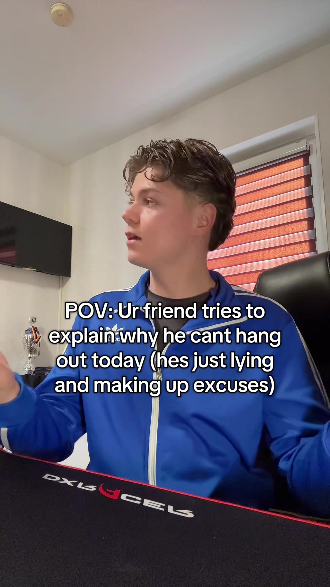@Yvwes