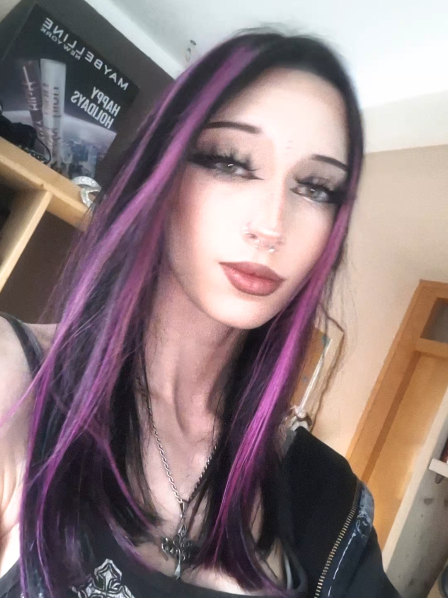 @☭❤️✮𝔑𝔢𝔩𝔢✮🖤☭