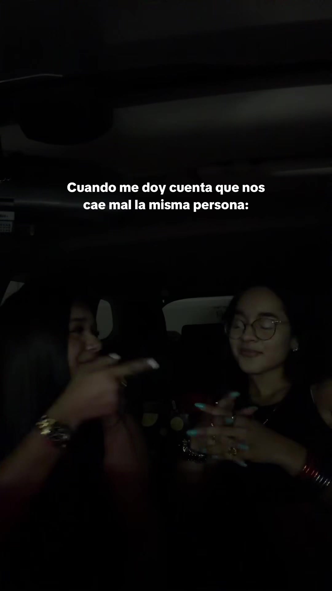 @karlasofiiiiia
