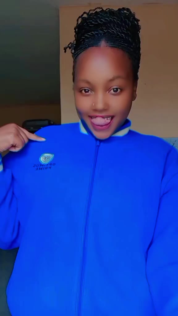 @Tinnah🦋❤️