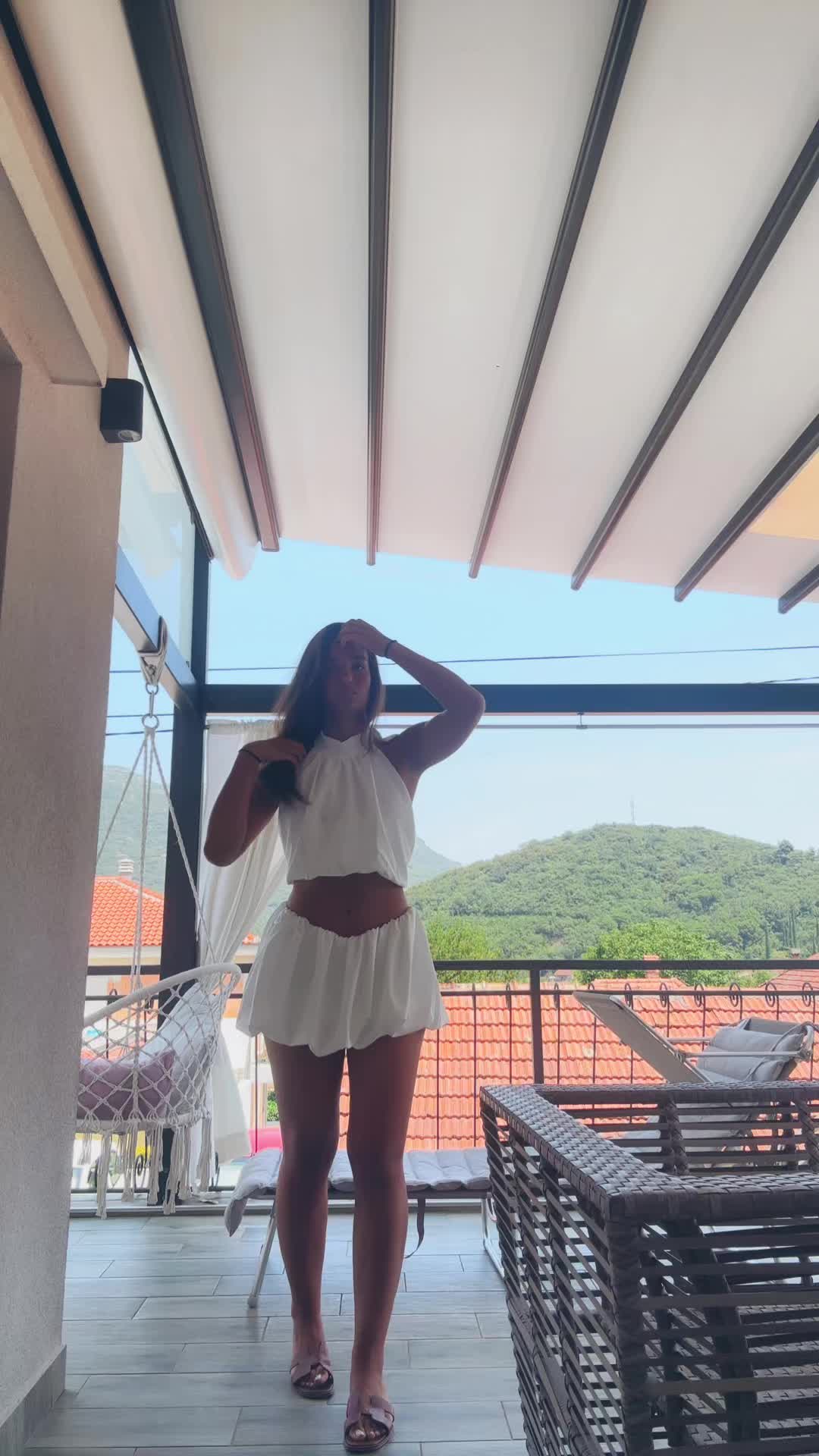 @lena
