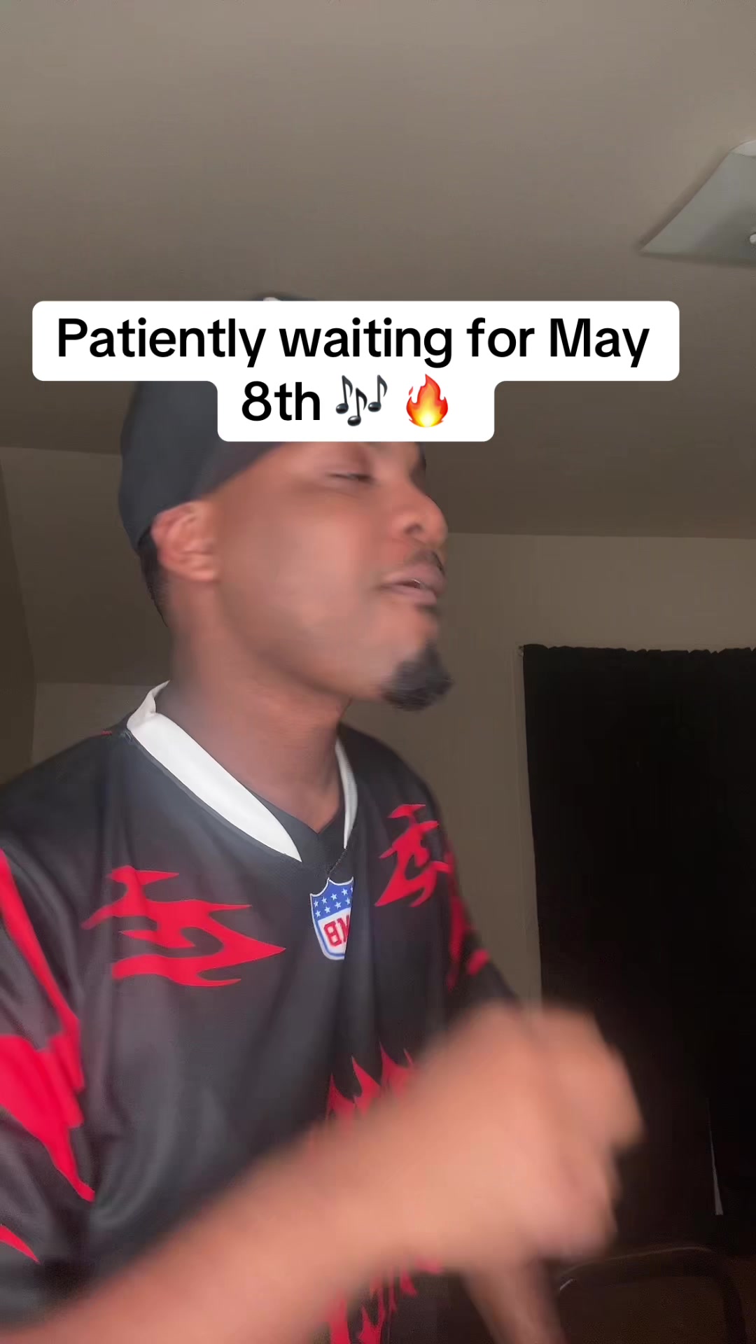 @Maequn02