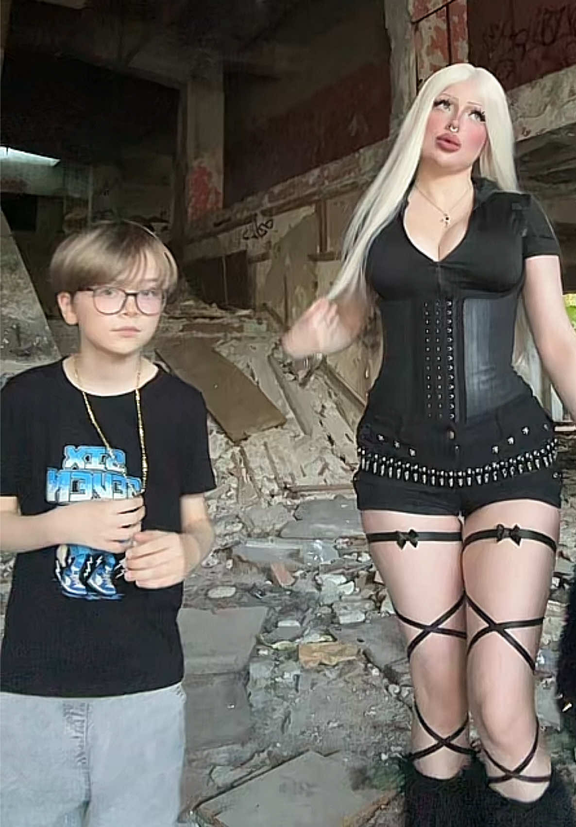 @Lady Dark