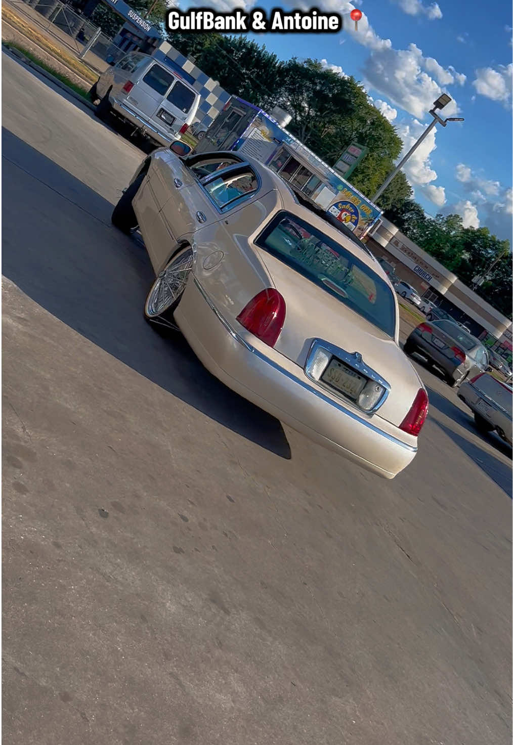 @_houstonliving_