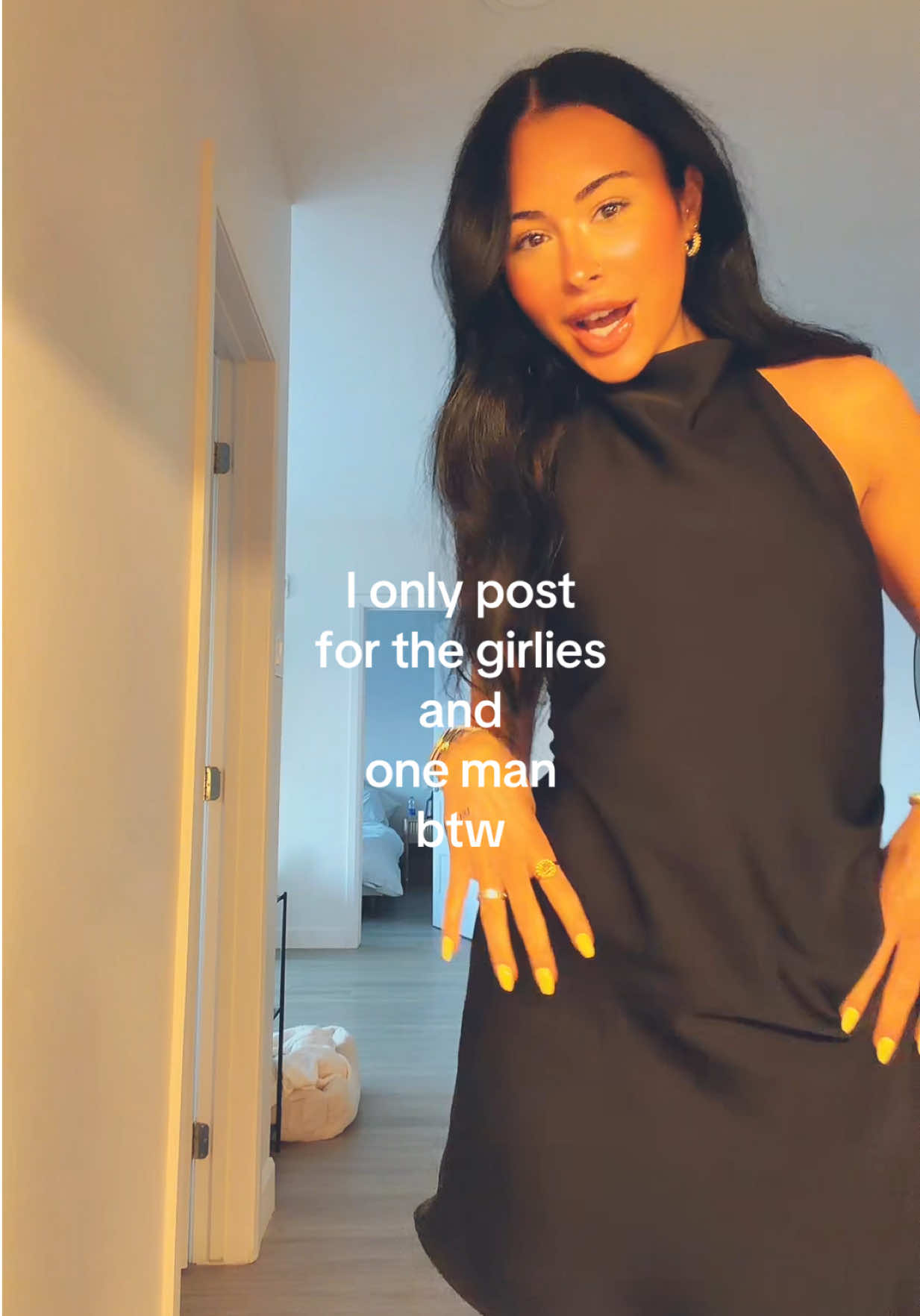 @naomielemire