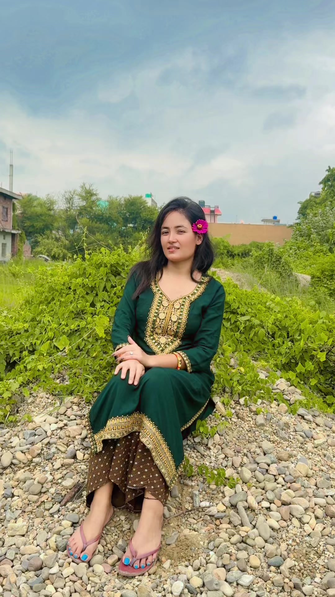 @👑NISHA_THAPA👑