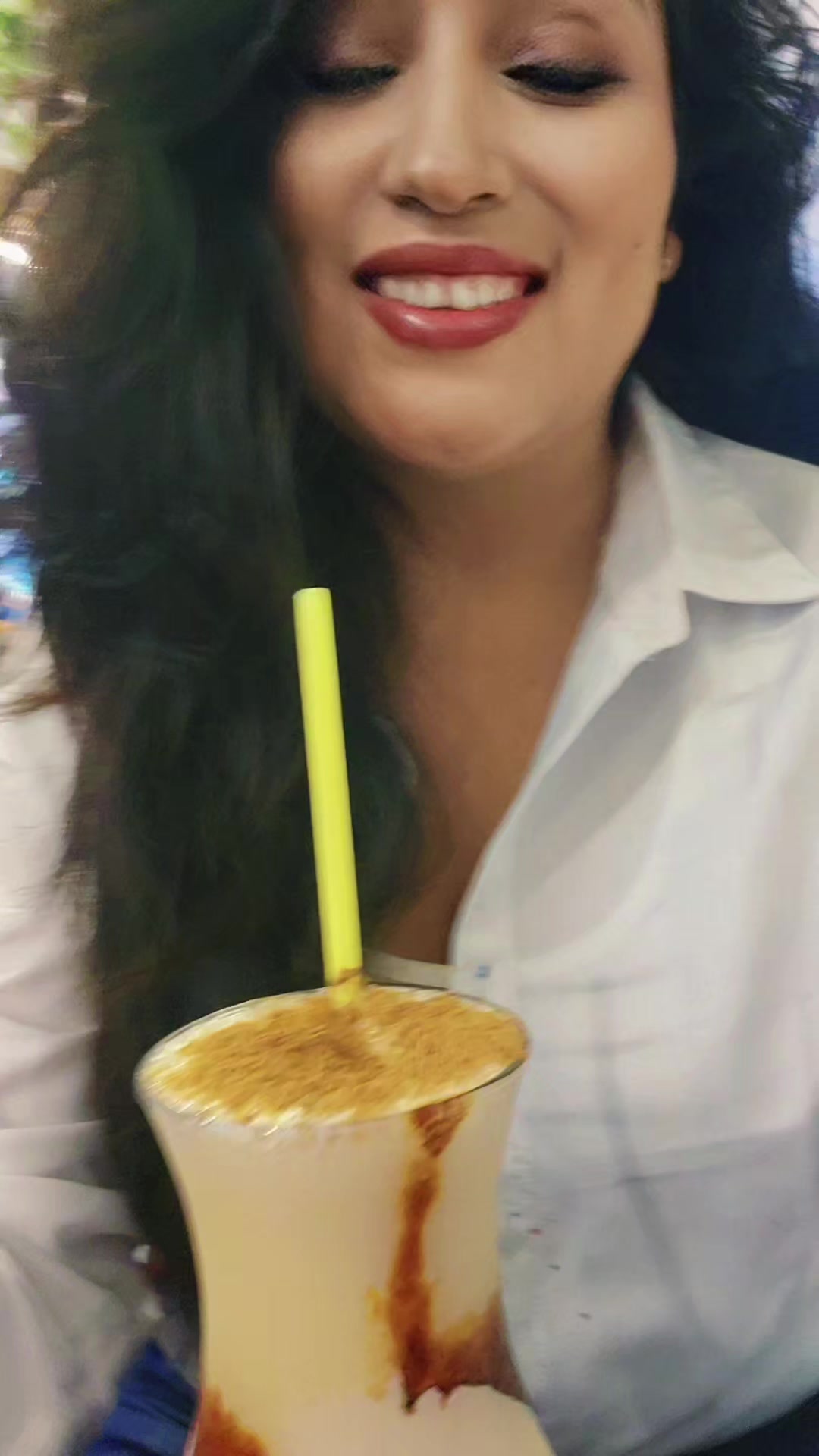@LUCIERNAGA💜🤩👸