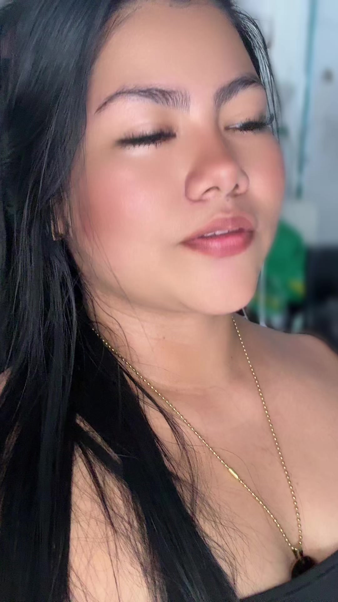 @YIYI ✨🌸