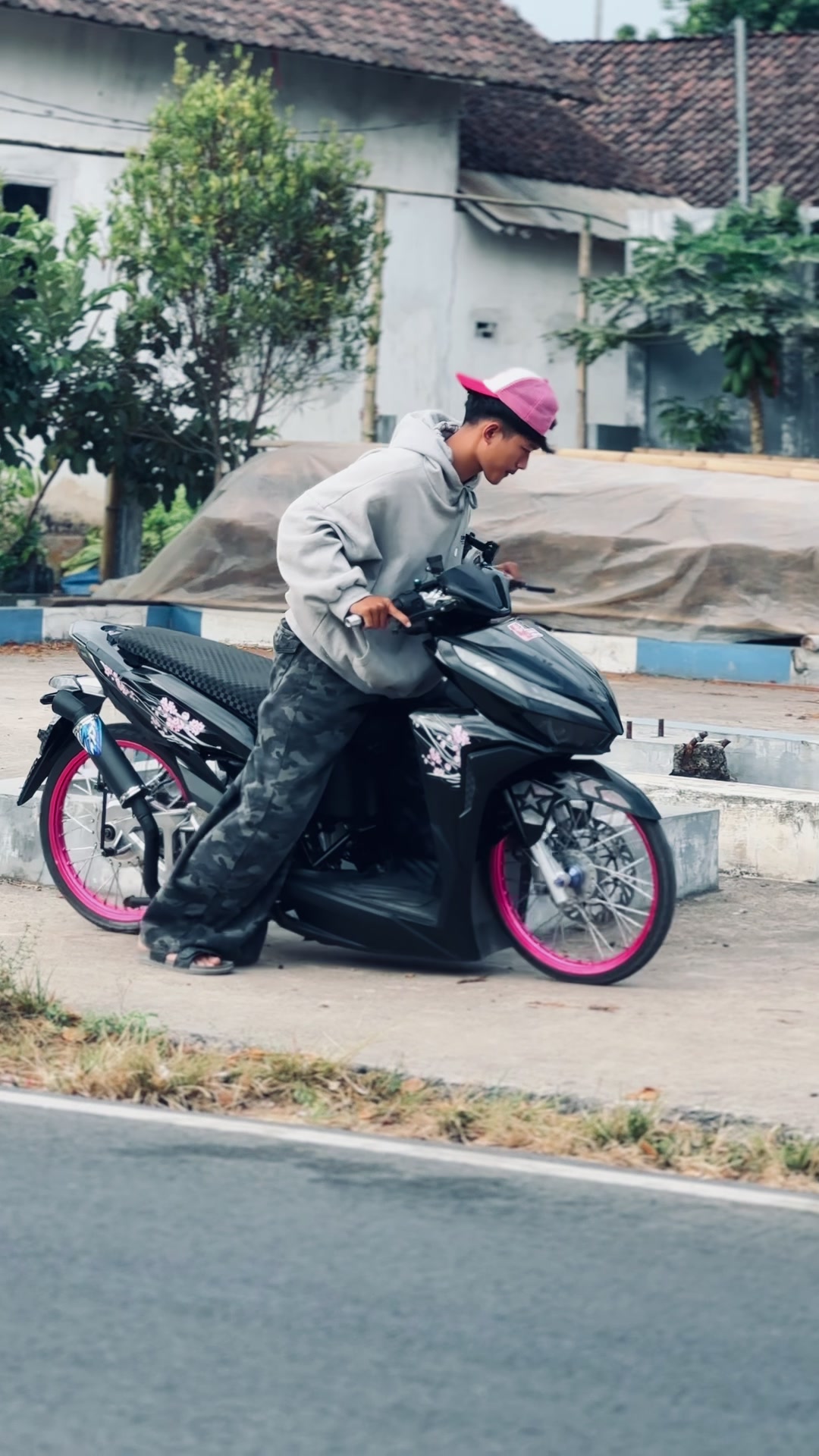 @Apipp woi🏴☠️