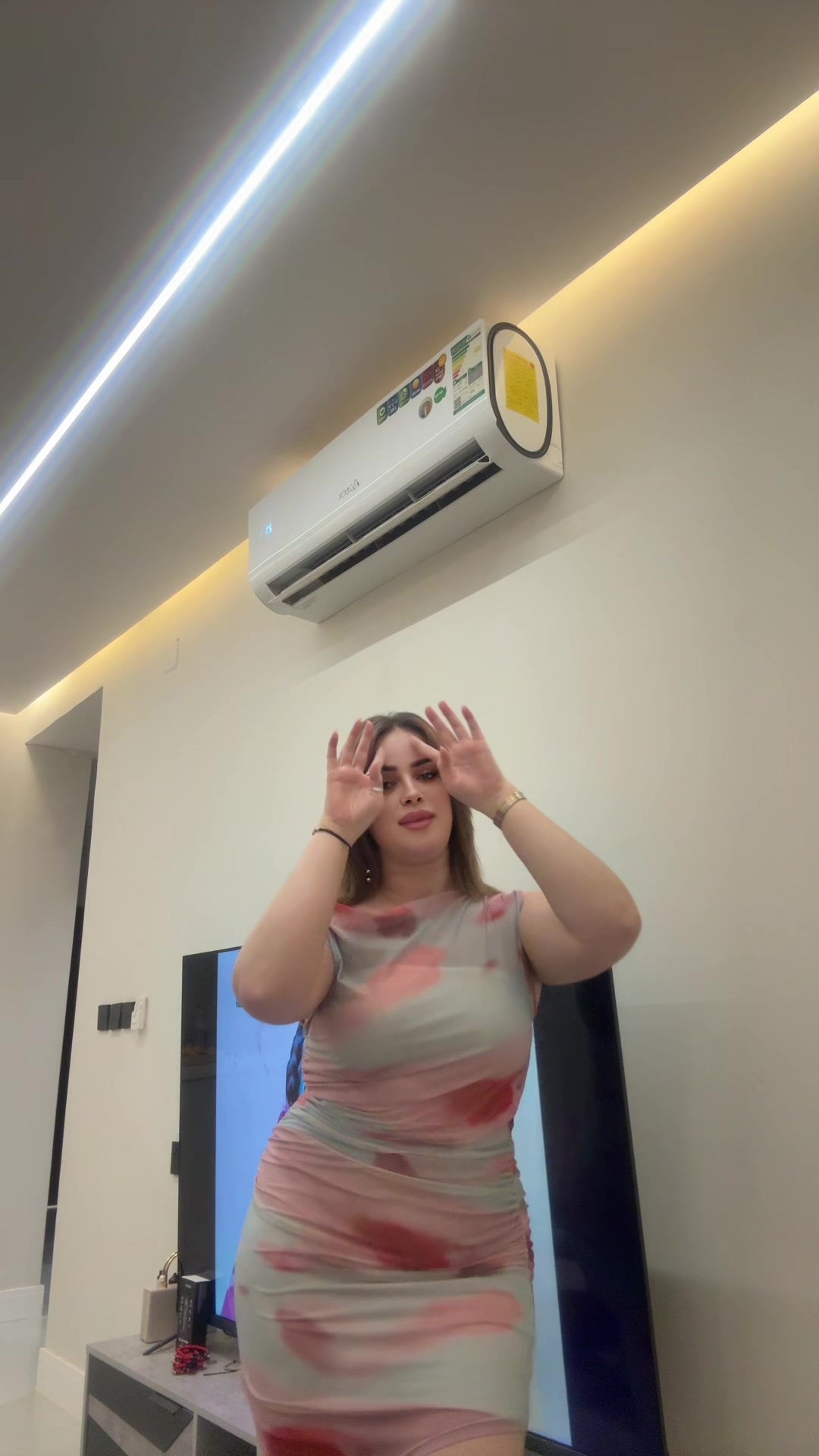 @๐๐น๐๐๐๐ ๐