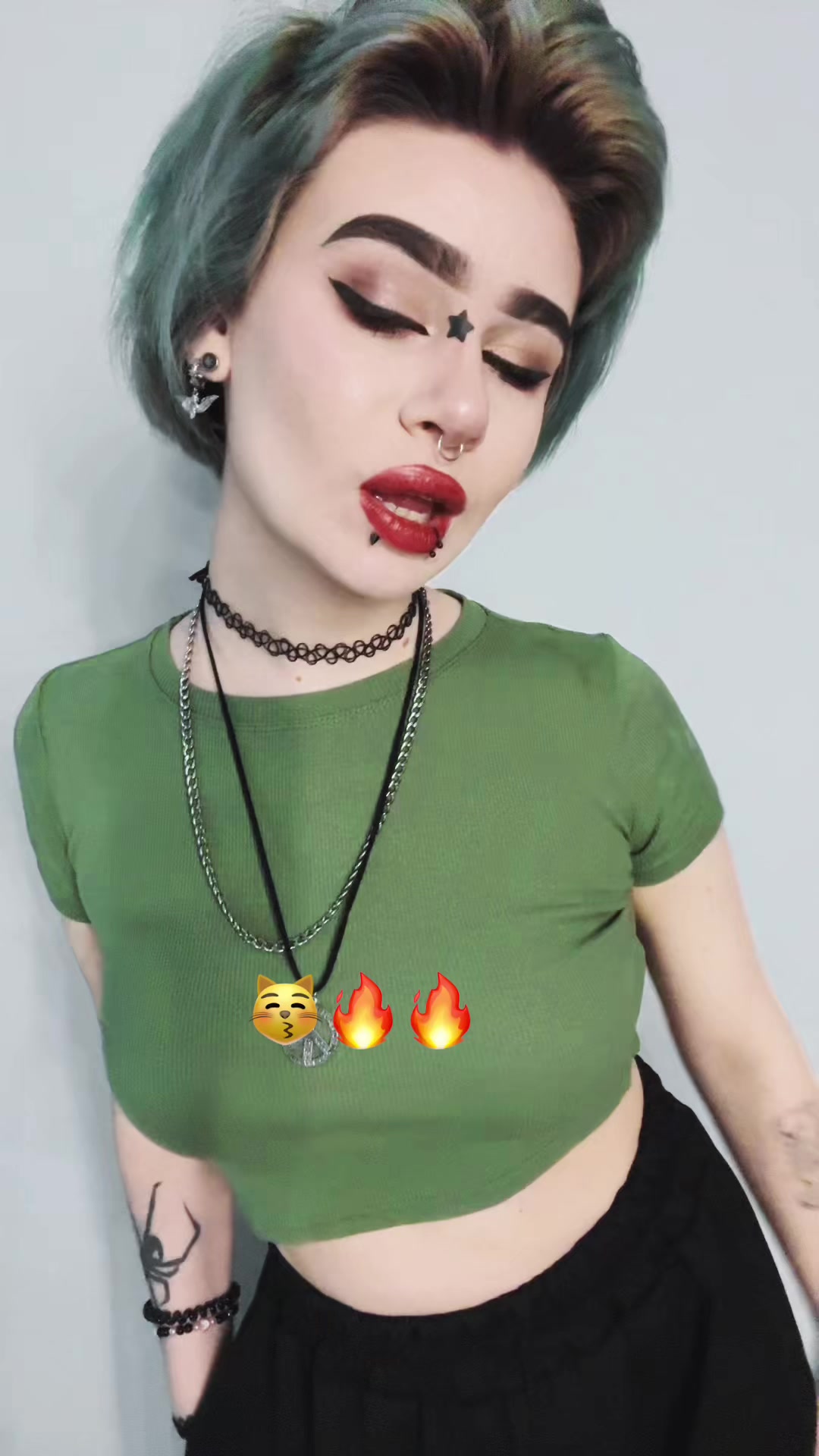@тгк : кастетка 🦇
