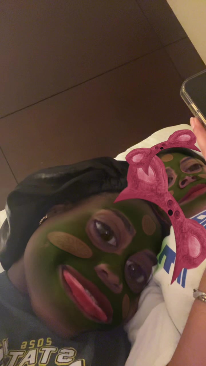 @Kenza..spams🧟