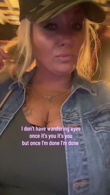 @HotMessMissRiss🩷