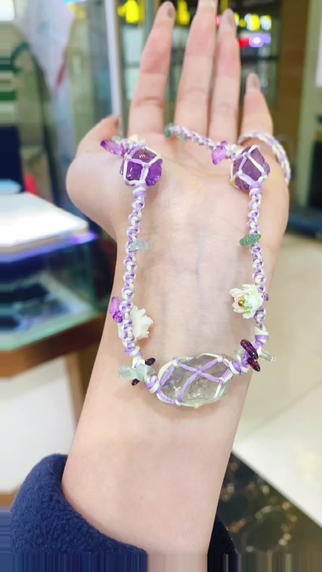 @qqscrystals
