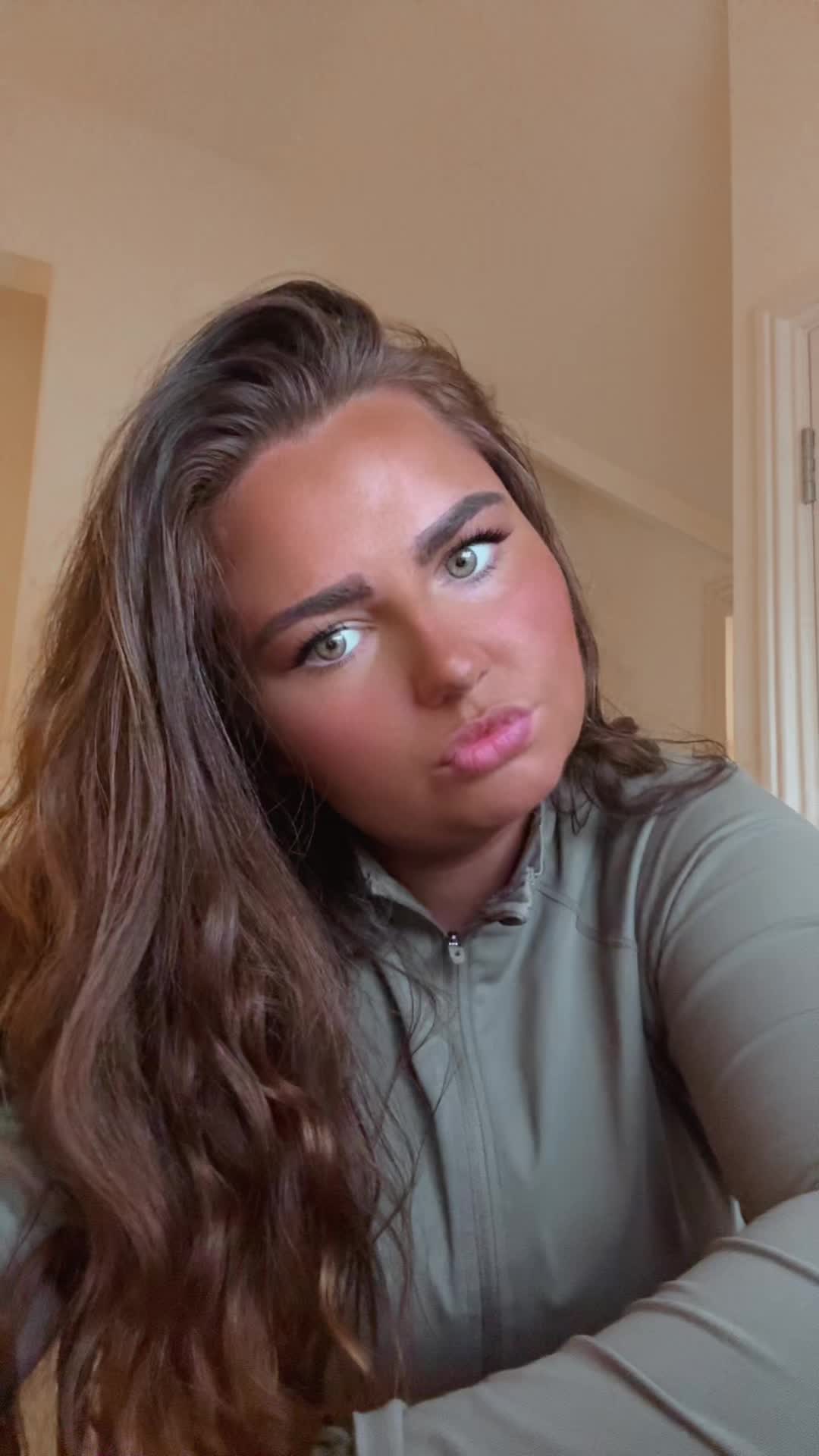 @Shes_backkkx 💗🫧🌸