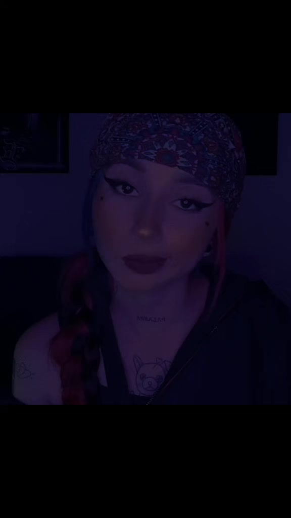 @𝙘𝙖𝙧𝙡𝙤𝙨𝙨_𝙡𝙮𝙧𝙞𝙘𝙨