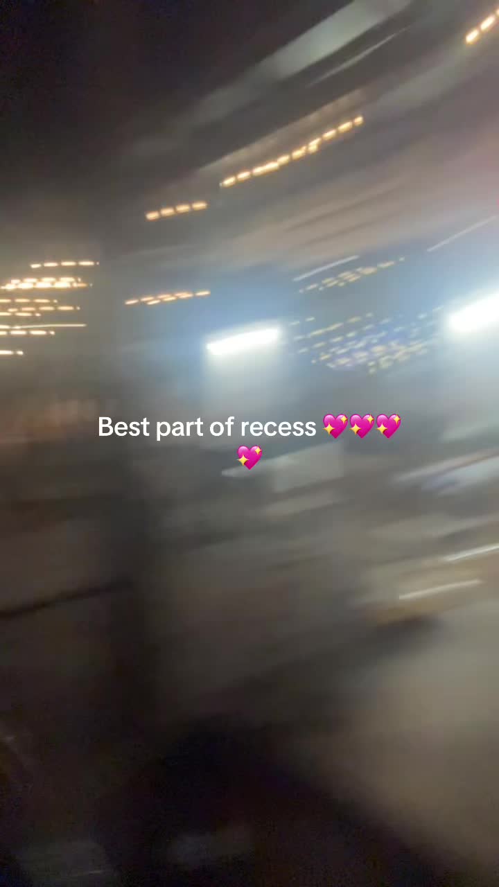 @livlovelaughe