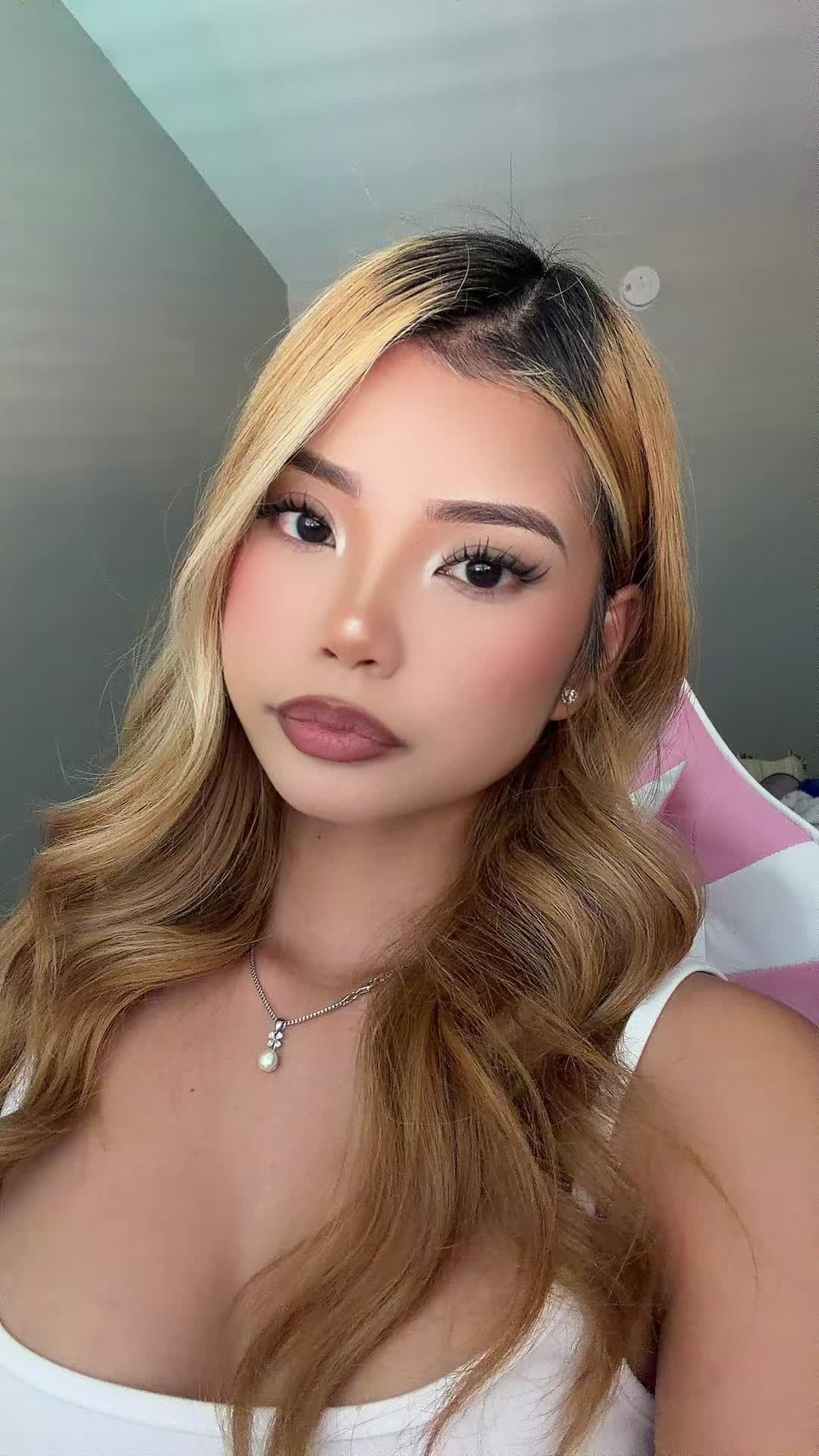 @xoli6nn