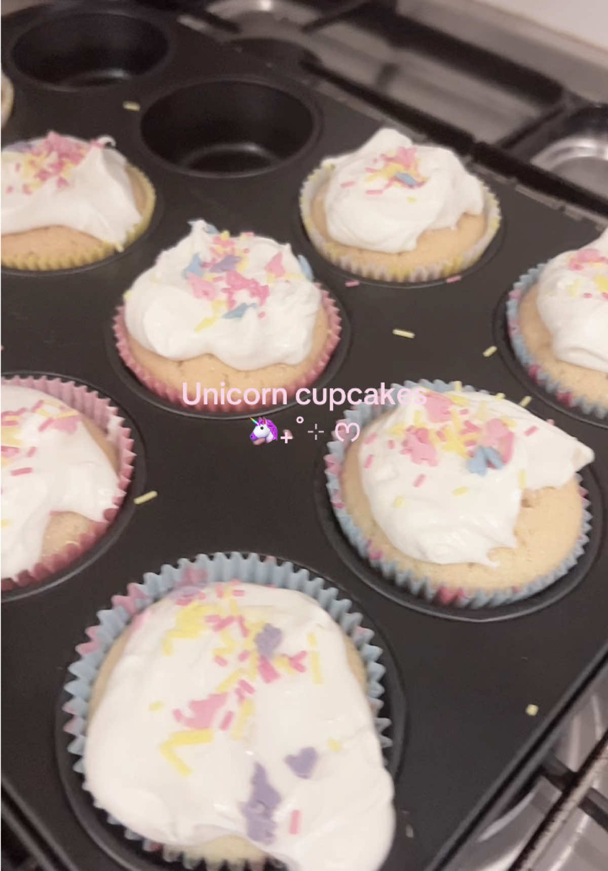 @Ruby ୧ ₊🧁 ⋅