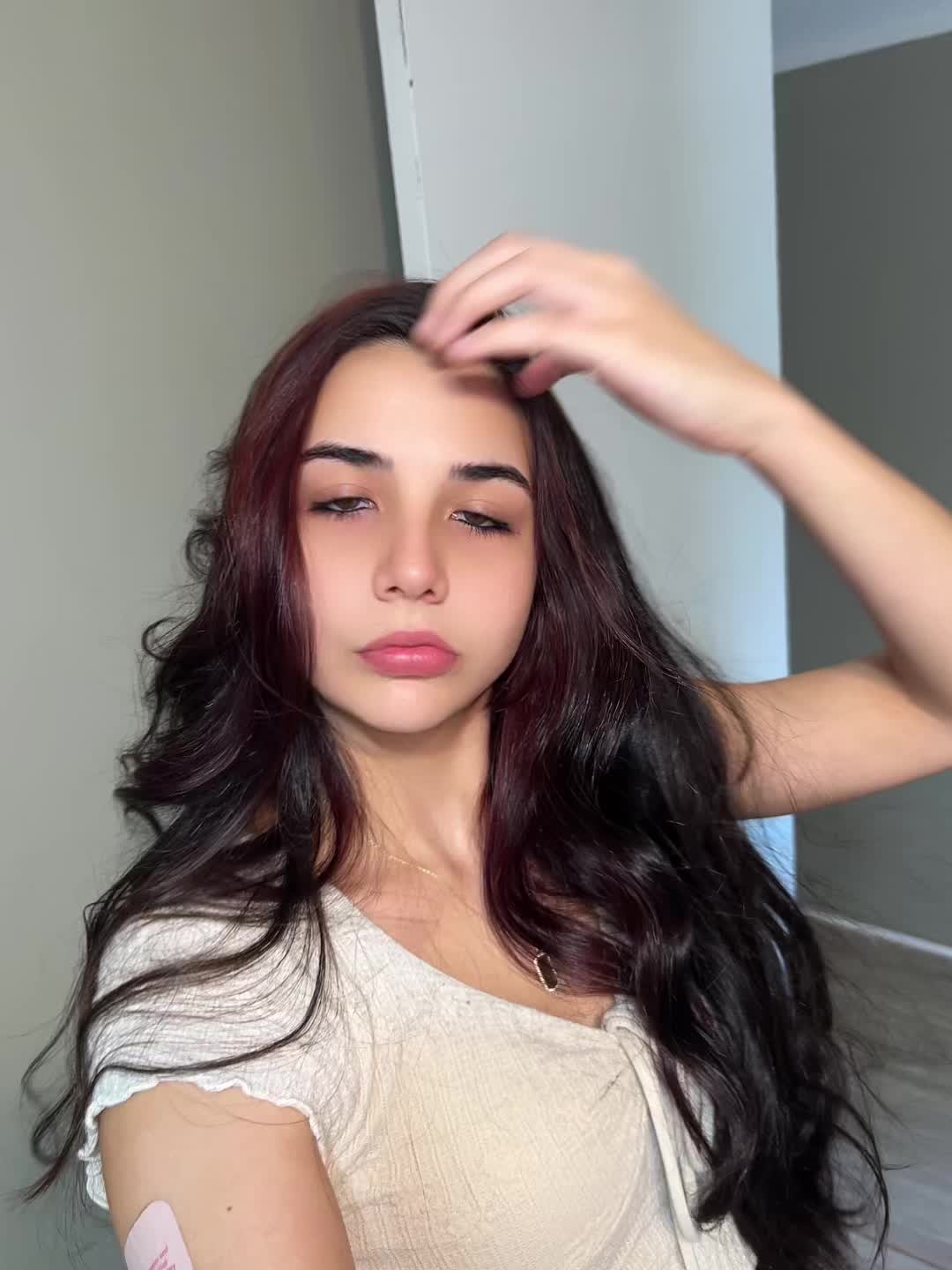 @Häÿłëë Fäłłś 🌸🤍.