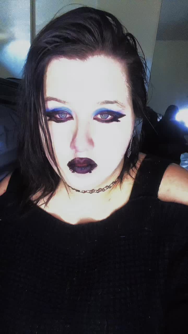 @sp00ky_treats