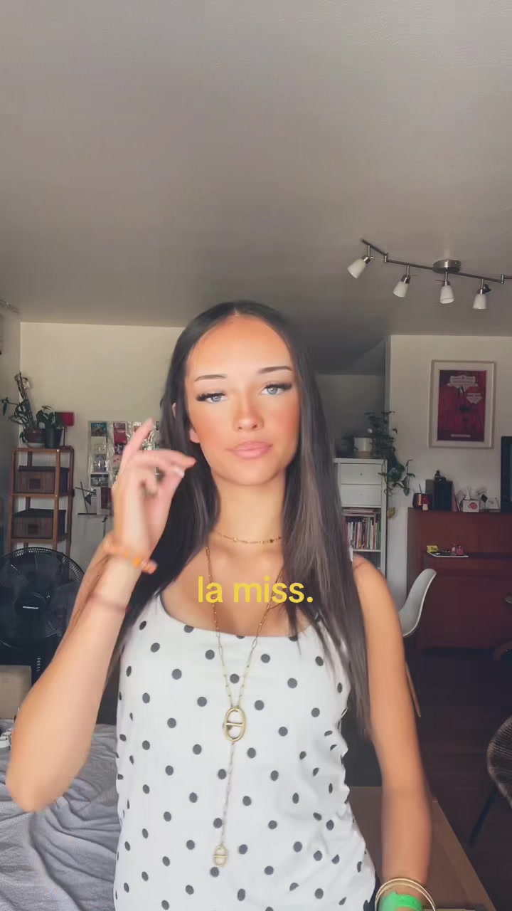 @ᗴᒪO_ᔕᑭᗩᗰ_💛🩷🩵