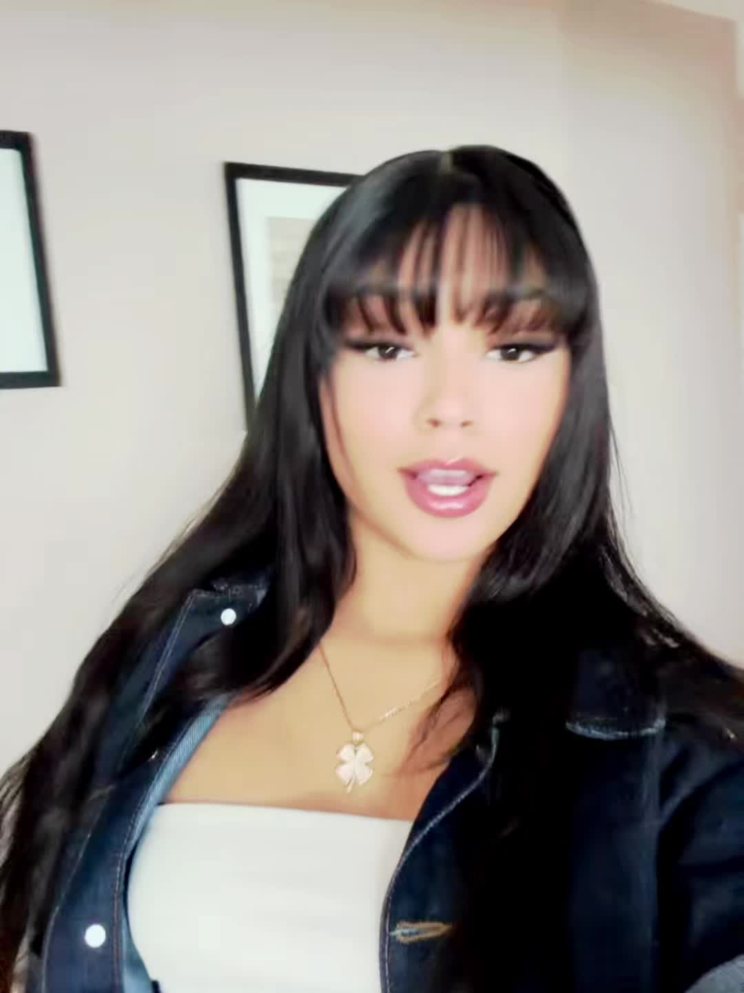 @Edee_elisaa