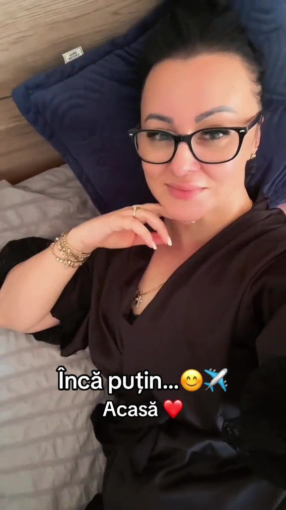 @Gabriela Flo🇹🇩🇩🇪