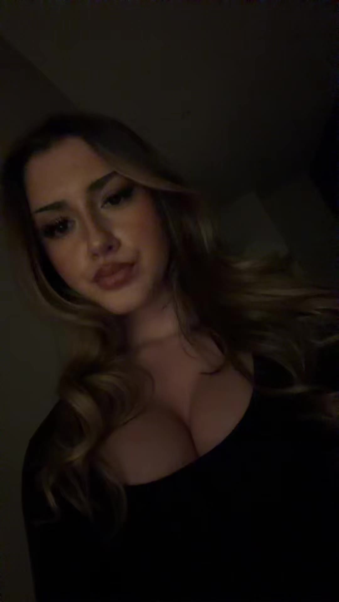 @𝓐𝓷𝓪𝓲𝓼𝓐𝓭𝓵𝓷🪽