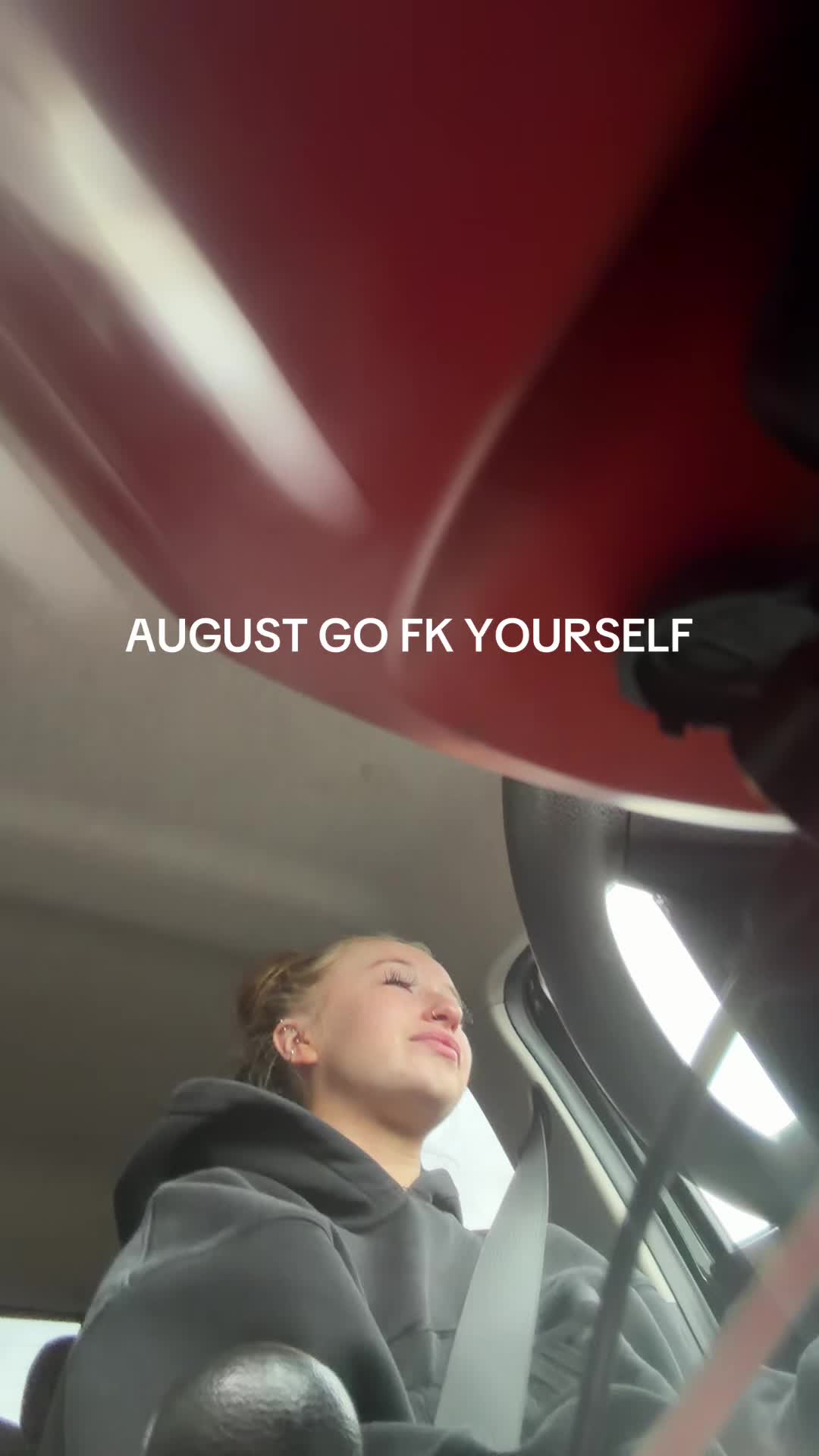 @Neve Myers