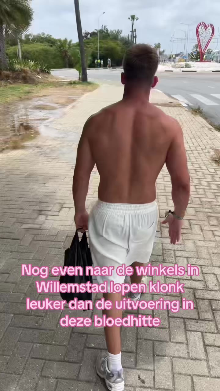 @Sienna Huisman