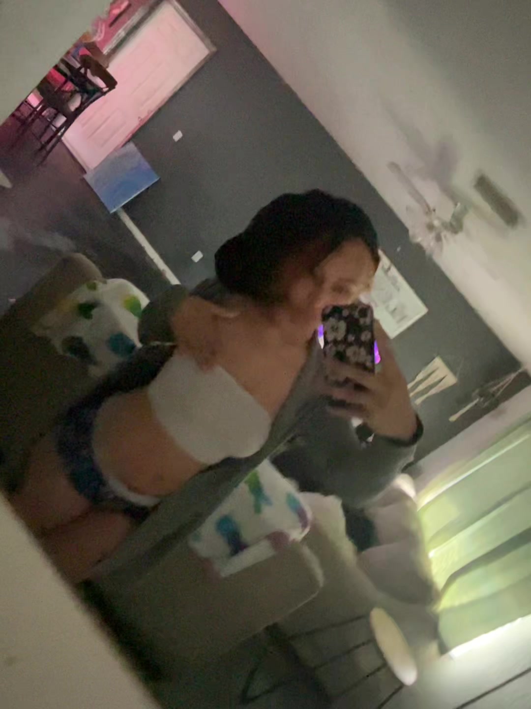 @<3