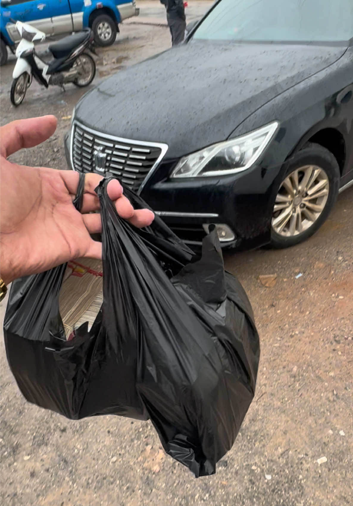@𝗥𝗘𝗬