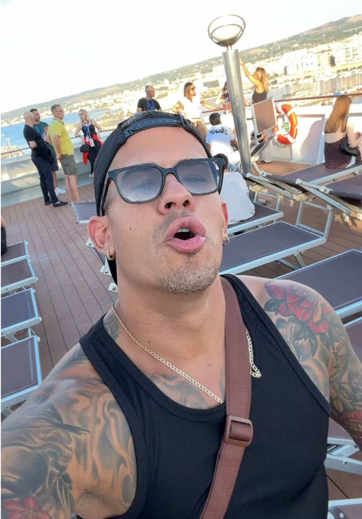 @👨🌾Frank Martinez🦊🩵💛💘