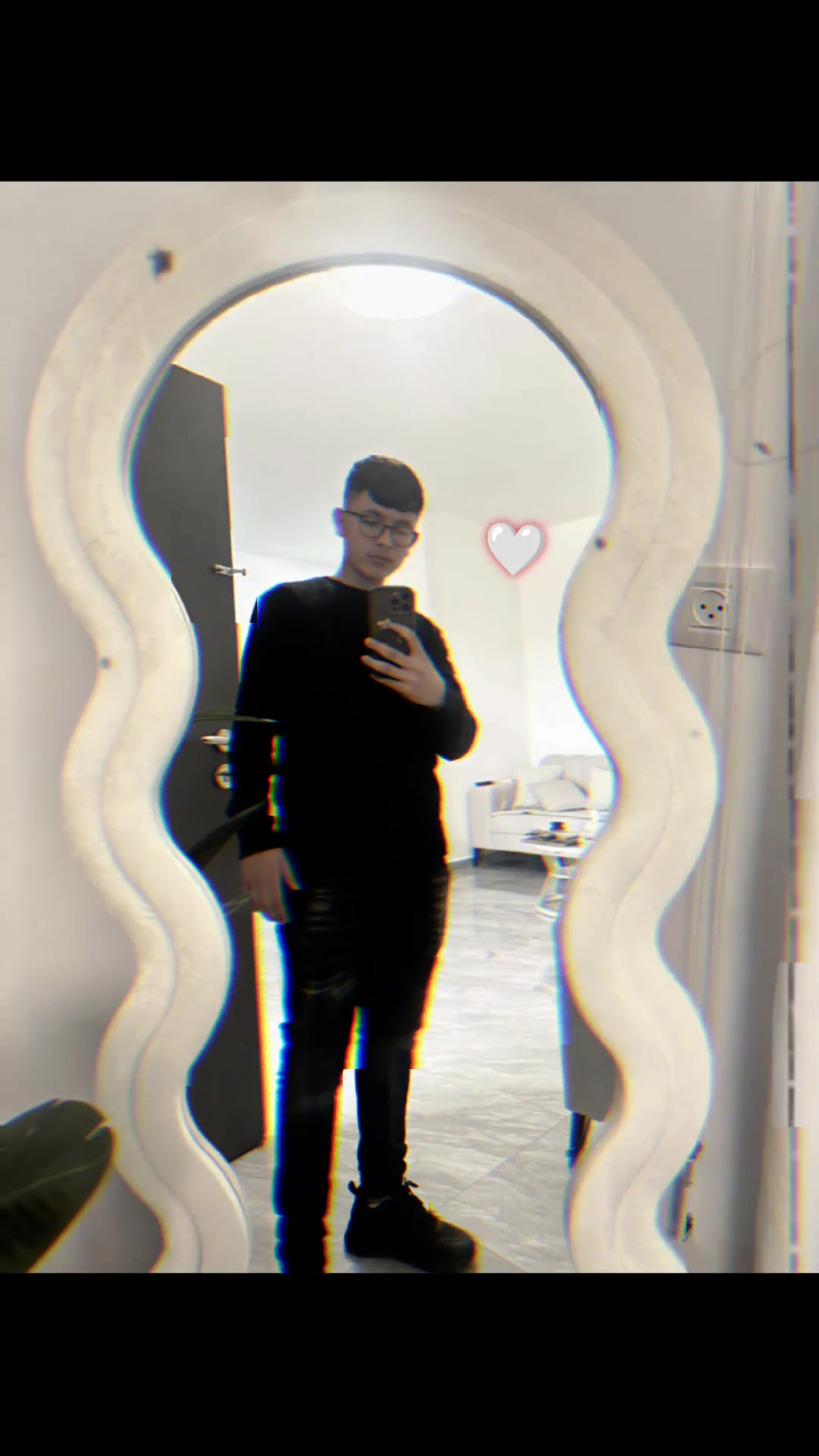 @꧁༒𝓦𝓢𝓐𝓜2009༒꧂🎓🤍
