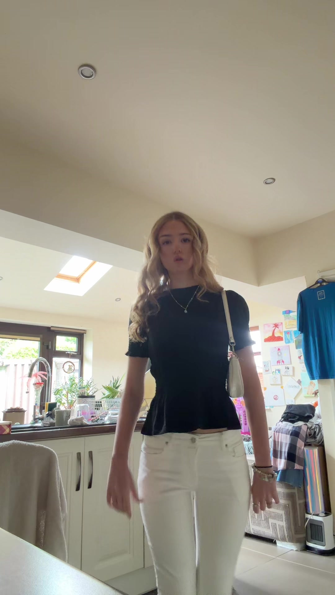 @𝓔𝒷𝑜𝓃𝓎&bull;𝓙