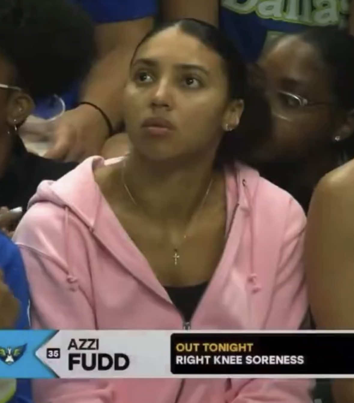 @uconnswbb 🩵