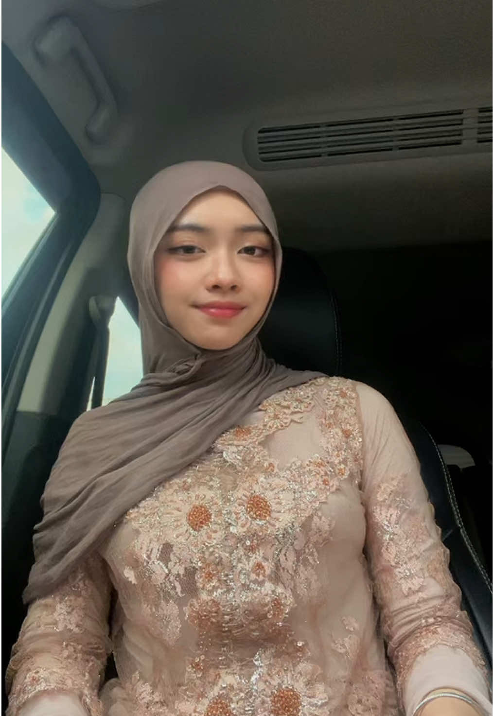 @Nayla 💃🏻